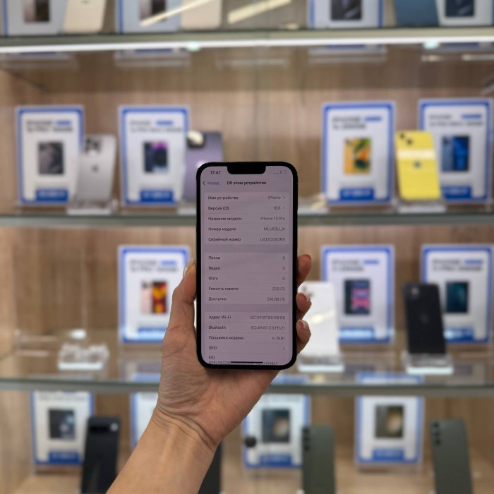 Б/у iPhone 13 Pro 256GB Небесно-голубой RU | Фото 2 из 5