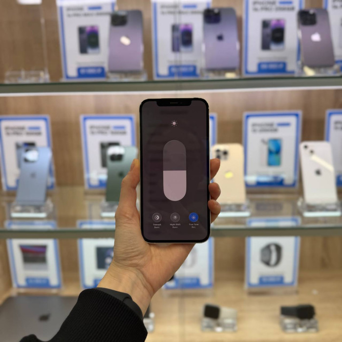 Б/У iPhone 12 128GB Белый