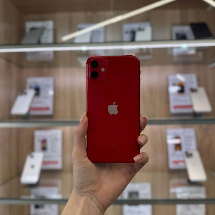 Б/у Смартфон Apple iPhone 11 128GB Красный RU