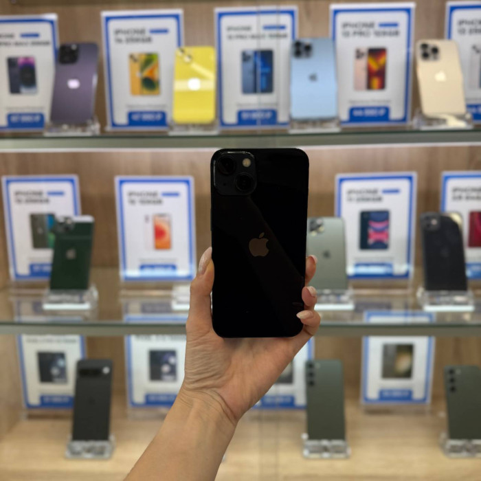 Б/у Смартфон Apple iPhone 13 128GB Midnight | Фото 1 из 3