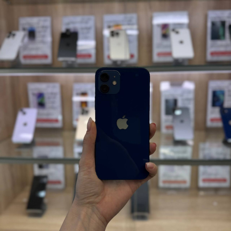Б/у Смартфон Apple iPhone 12 64GB Blue EU