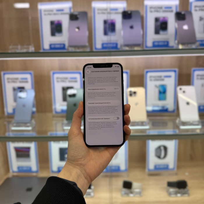 Б/у iPhone 12 64GB Черный EU