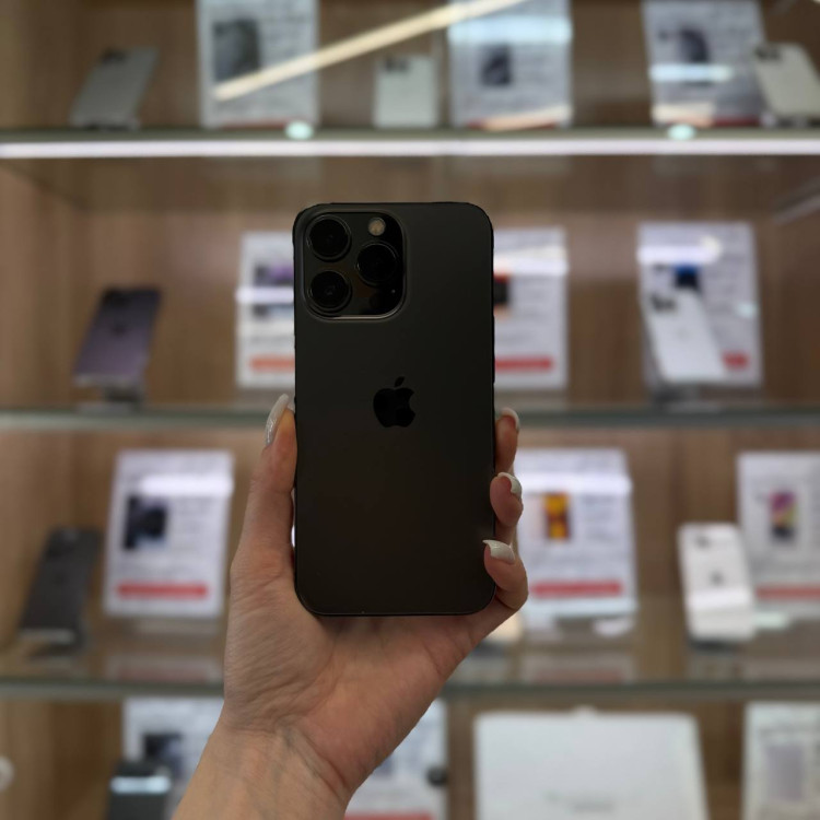 Б/у Смартфон Apple iPhone 13 Pro 256GB Graphite