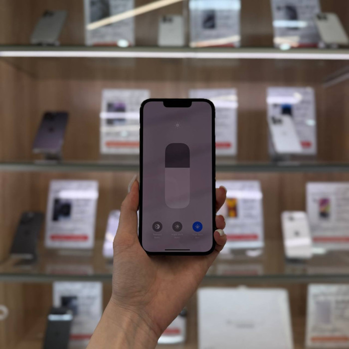 Б/у Смартфон Apple iPhone 13 Pro 256GB Graphite | Фото 3 из 5