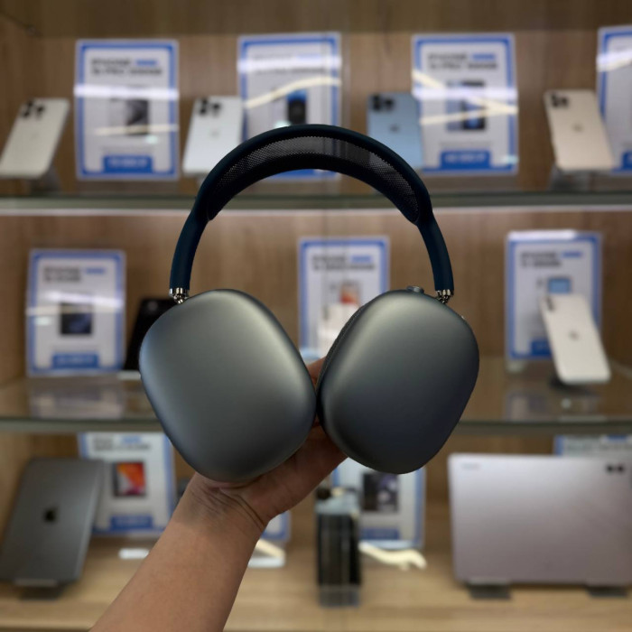 Уценка Беспроводные наушники Apple AirPods Max Голубое небо | Фото 1 из 1
