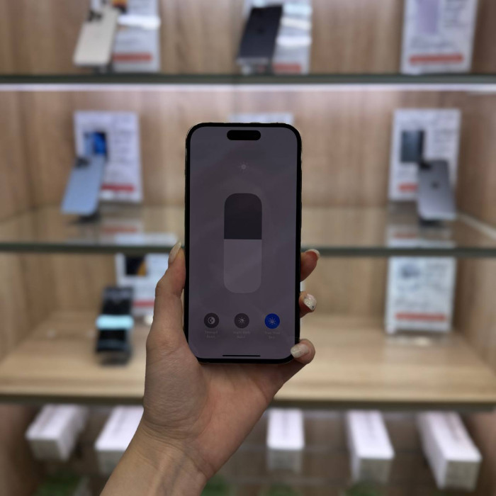 Б/у Смартфон Apple iPhone 14 Pro 1TB Золотой | Фото 3 из 5