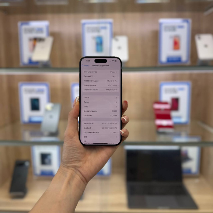 Б/у Смартфон Apple iPhone 15 Pro 128GB Черный (Black Titanium) | Фото 2 из 5