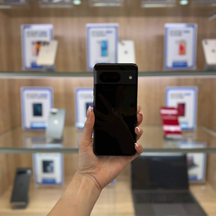 Б/у Смартфон Google Pixel 8 8/128GB Черный (Black) | Фото 1 из 4