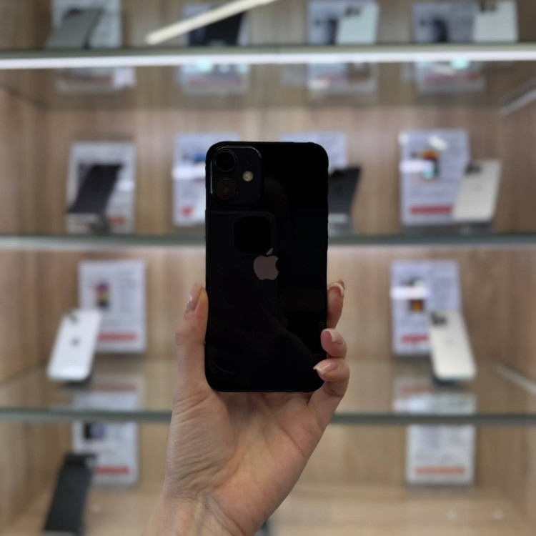 Б/У iPhone 12 mini 128GB Тёмная ночь RU