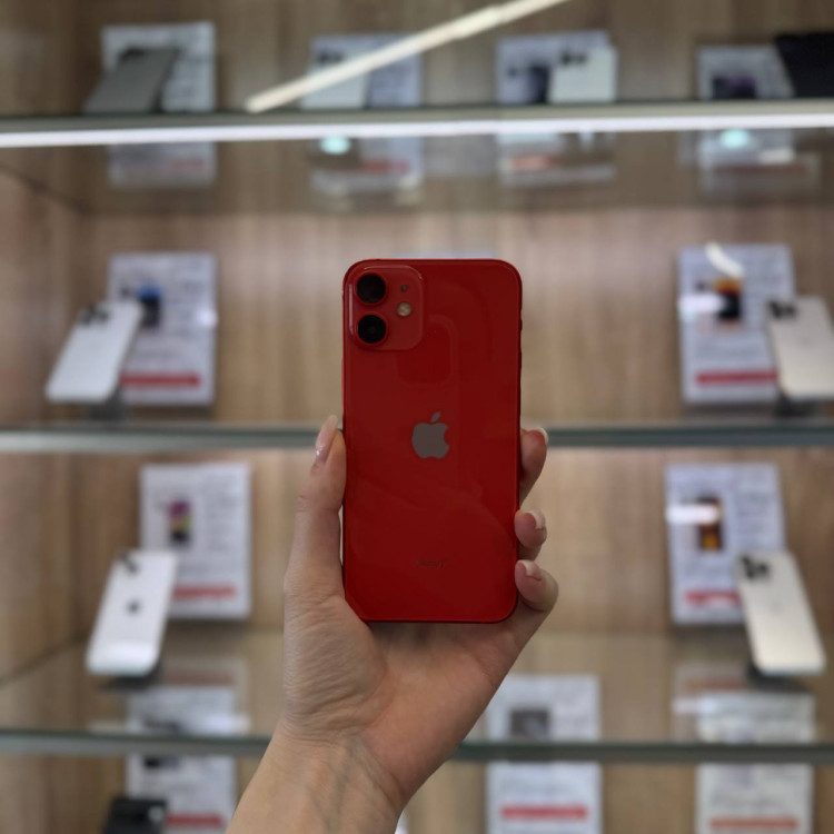 Б/у Смартфон Apple iPhone 12 mini 64GB Красный