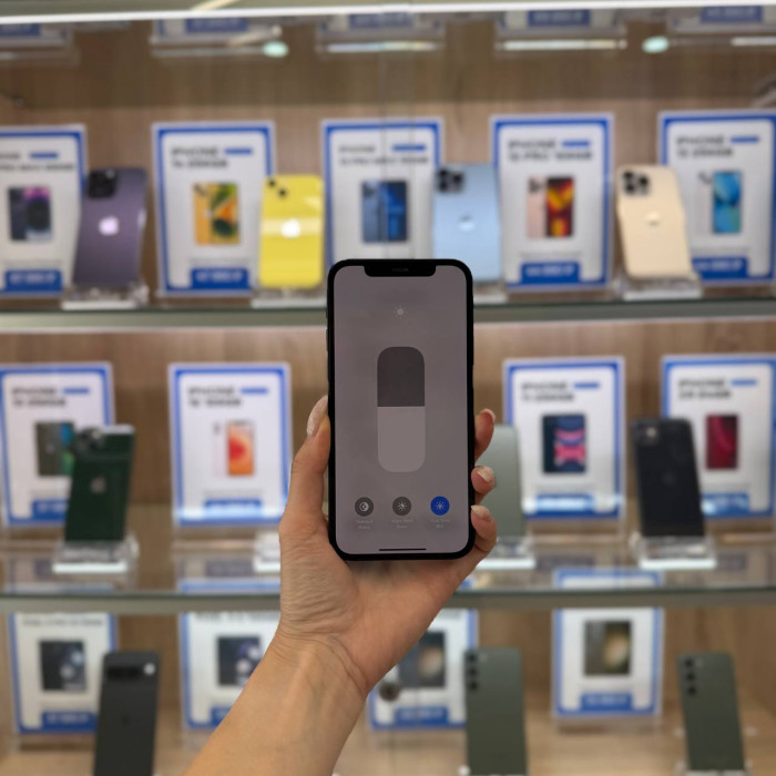 Б/у Смартфон Apple iPhone 12 128GB Black RU | Фото 3 из 5