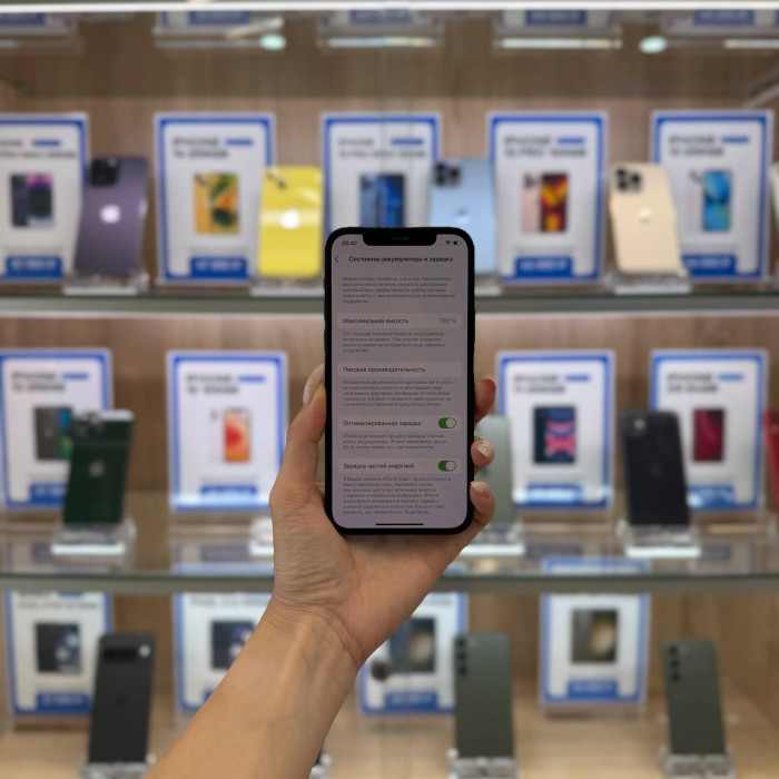 Б/у Смартфон Apple iPhone 12 128GB Black RU | Фото 4 из 5