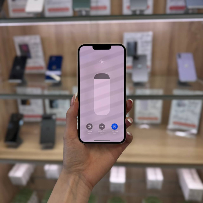 Б/У Apple iPhone 14 256GB Сияющая звезда Dual-SIM | Фото 3 из 5