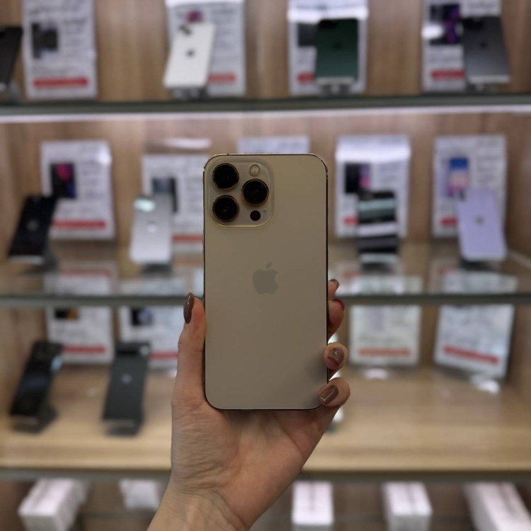 Б/у Смартфон Apple iPhone 13 Pro 128GB Золотой