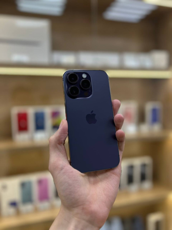 Б/У Смартфон Apple iPhone 14 Pro 128GB Фиолетовый
