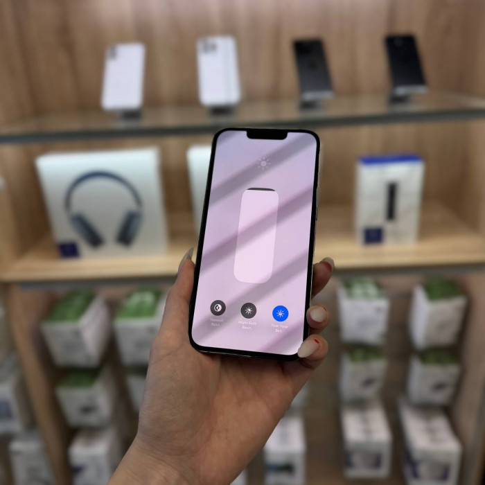 Б/у Смартфон Apple iPhone 13 Pro 128GB Небесно-голубой | Фото 3 из 5