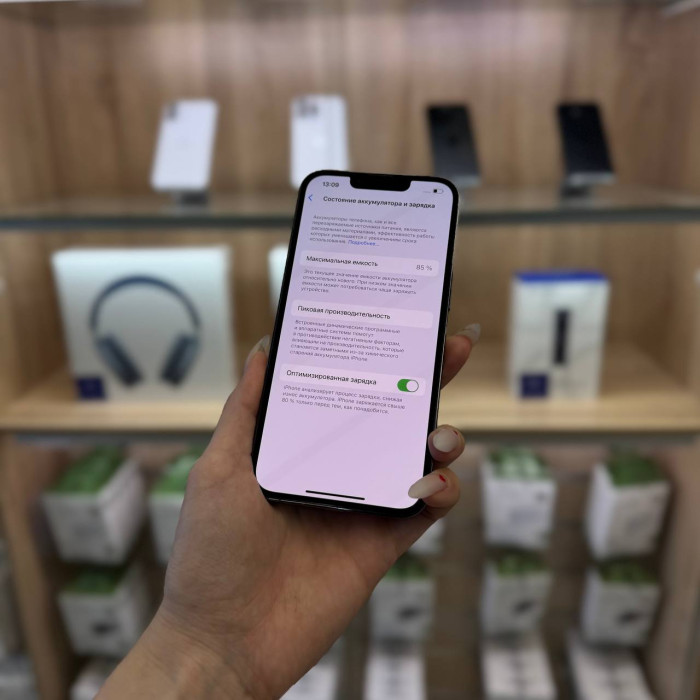 Б/у Смартфон Apple iPhone 13 Pro 128GB Небесно-голубой | Фото 4 из 5