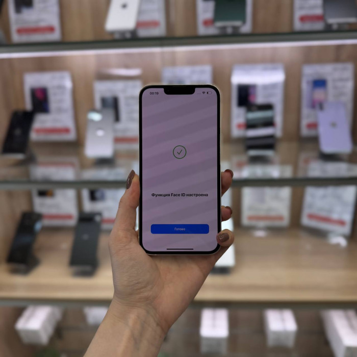 Б/у Смартфон Apple iPhone 13 256GB Белый | Фото 5 из 5