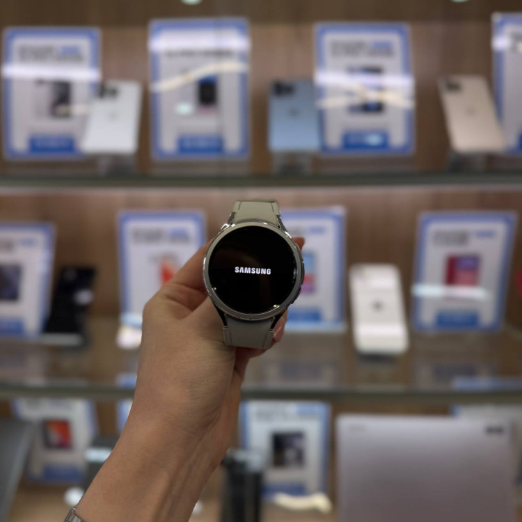 Уценка Умные часы Samsung Galaxy Watch6 Classic 47mm Серебро