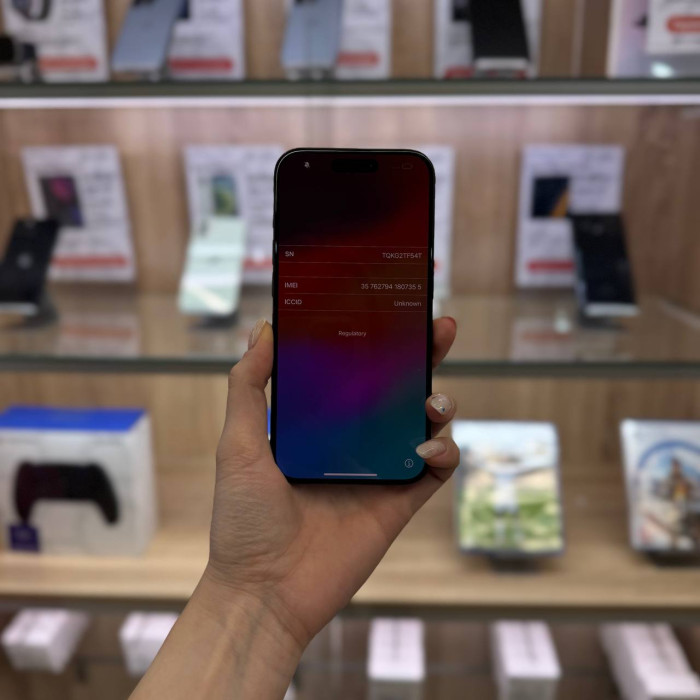 Уценка Смартфон Apple iPhone 15 Pro 256GB Черный (Black Titanium) nano SIM + eSIM | Фото 2 из 2
